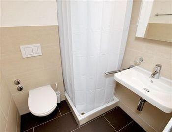 Guesthouse Dienerstrasse Zurich Extérieur photo